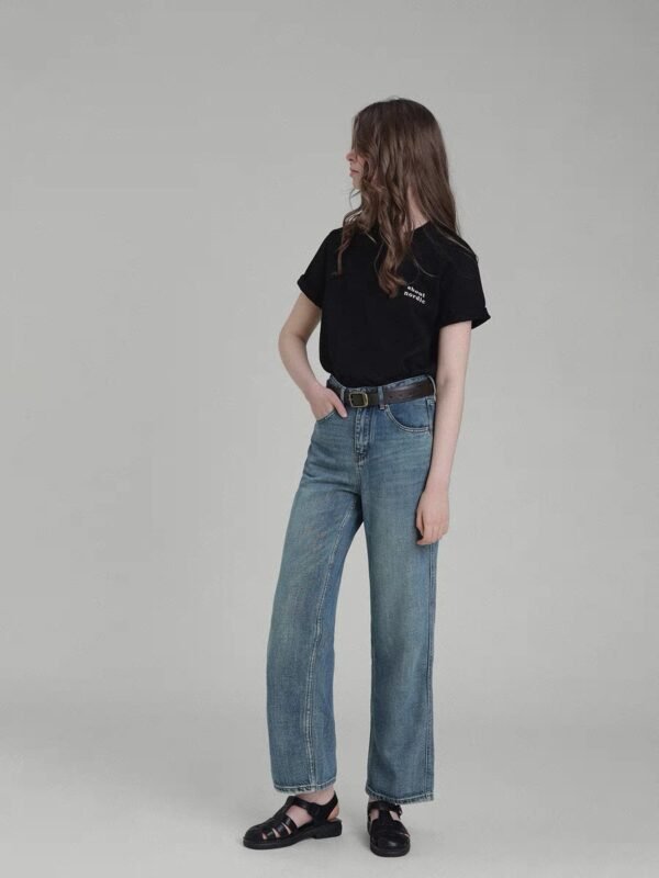 D77780deb116bbe6265530821f0c622 600x800